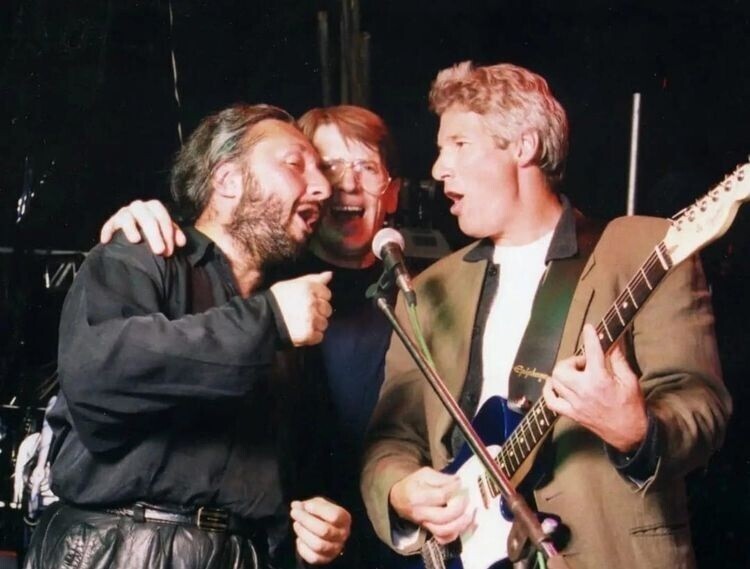 Стас Намин, Александр Абдулов и Ричард Гир в Москве, в клубе «Пилот», 1995 год