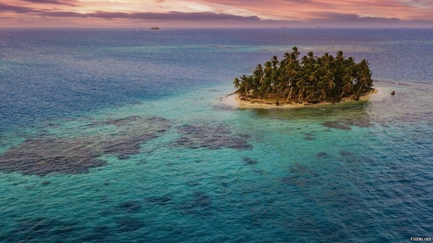 Сан-Блас – это архипелаг, состоящий из 387 островов, который тянется вдоль Ка...