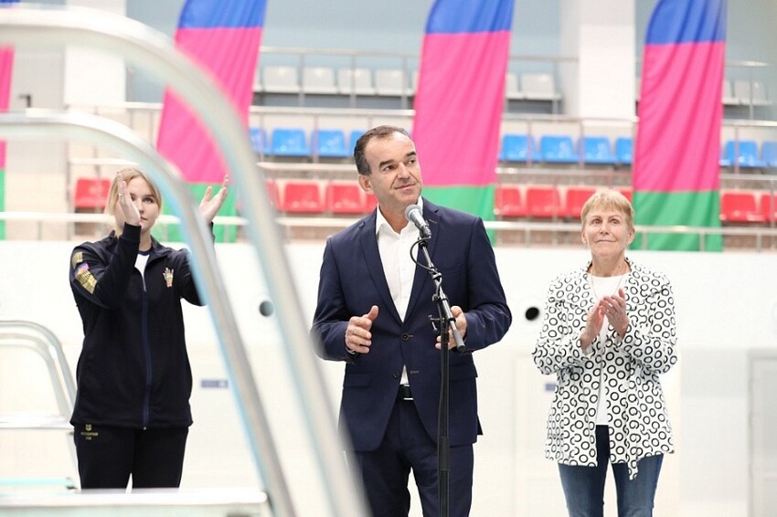 В Краснодаре чиновник торжественно открыл Дворец спорта, а губернатор обиделся и открыл его ещё раз