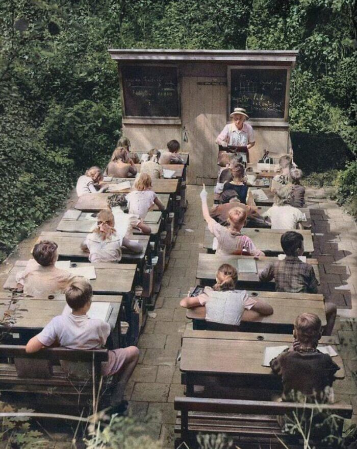 27. Школа под открытым небом, 1957 год, Нидерланды