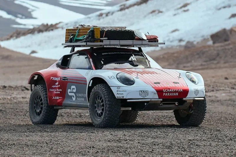 Porsche предприняла попытку покорить самый высокий вулкан в мире на экстремальном 911-м