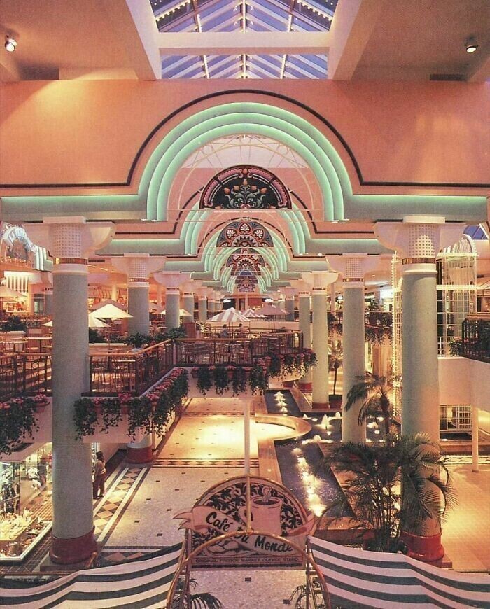6. Торговый центр "Эспланада", 1988 год