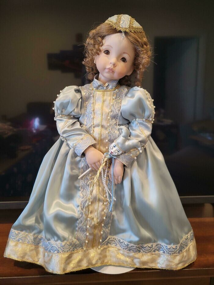 Эту куклу целиком сделала моя бабушка