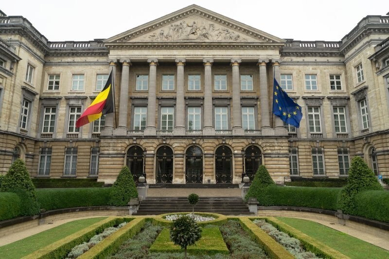 Смена курса: бельгийский политик впервые заговорил о возможности раздела Украины