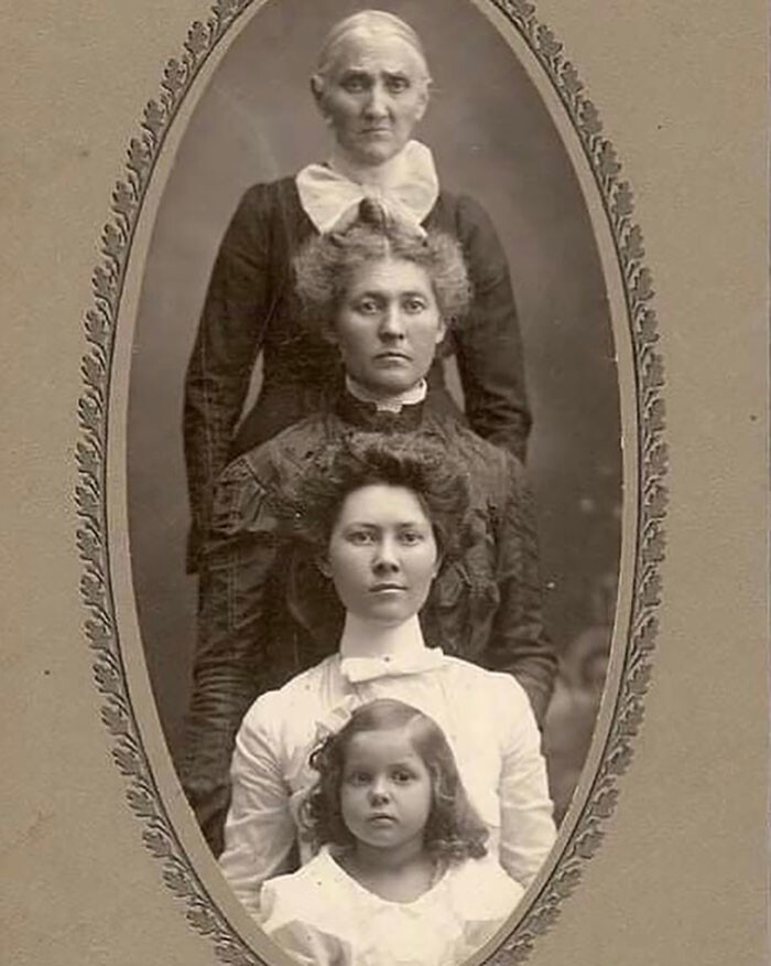 9. Четыре поколения, 1905 год