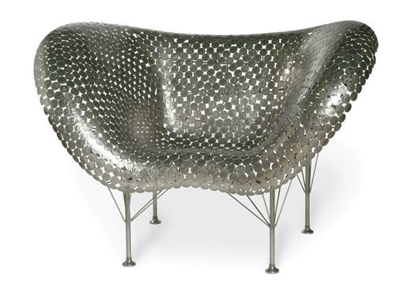 7. Кресло от Джонни Свинга. Сделано из 1500 полдолларов и 7000 сварных швов