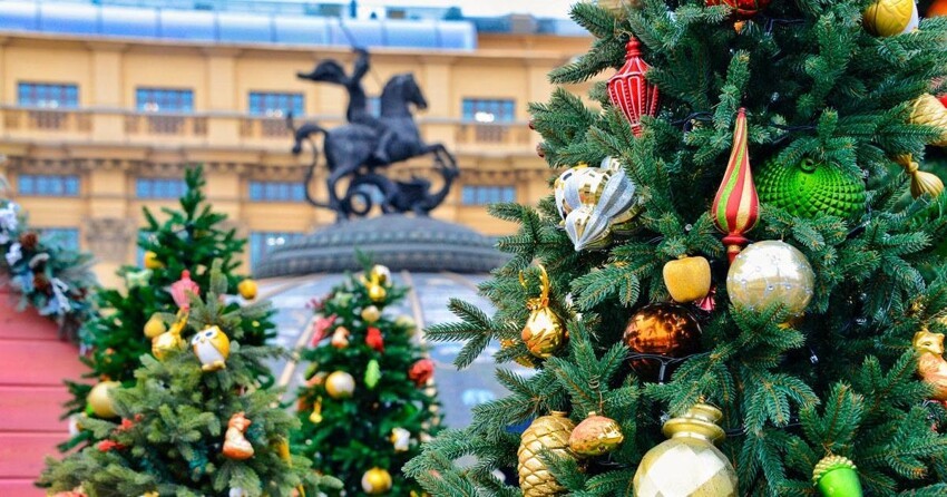 Москвичи приняли решение о формате празднования Нового года
