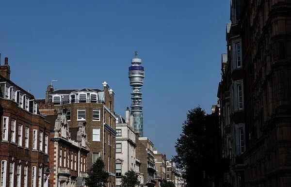 16. До 1993 года башня BT была официальной государственной тайной, несмотря на то, что это 177-метровое сооружение в центре Лондона было открыто для публики