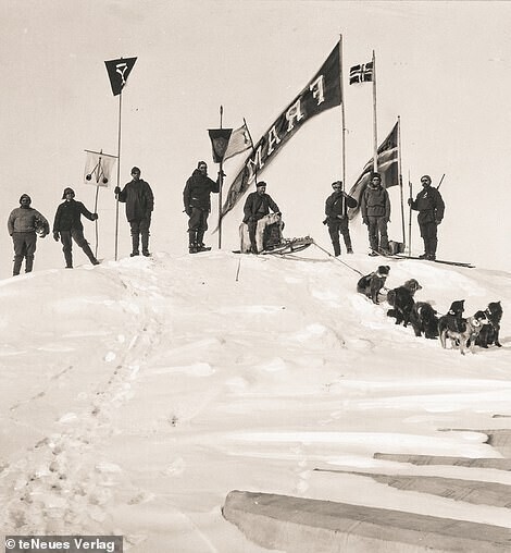 Опубликованы новые фото первой экспедиции к Северному полюсу