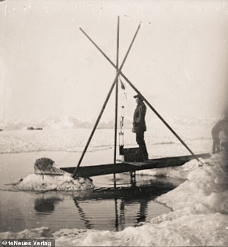 Опубликованы новые фото первой экспедиции к Северному полюсу