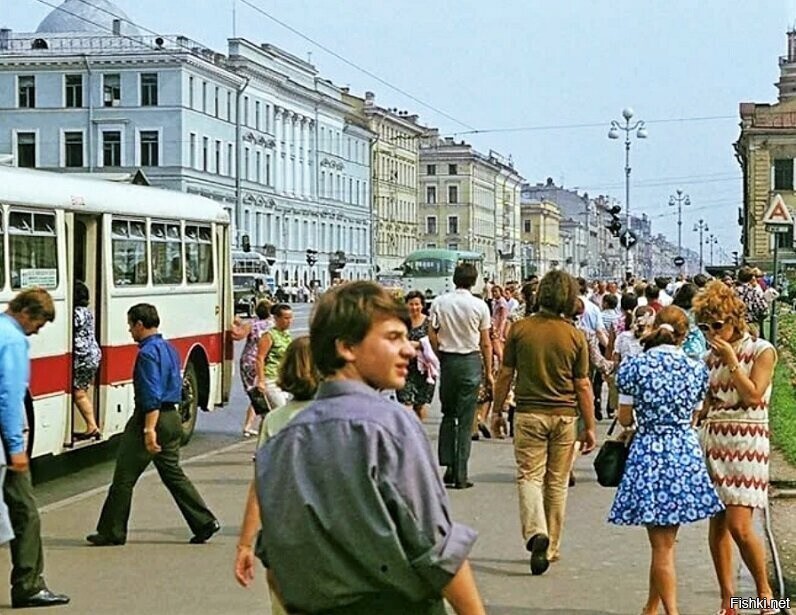 Листал интернет, материалы про времен СССР и попадается мне первое фото