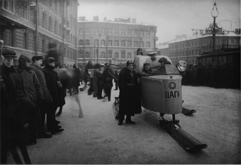 Каким был Ленинград в 1927 году? Подборка исторических снимков 95-летней давности