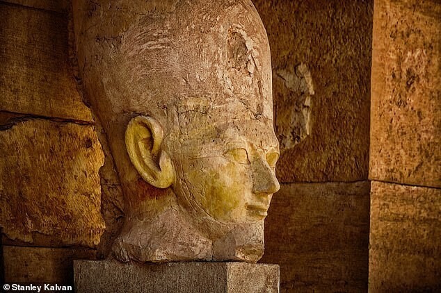 Археологи нашли мумию, чье молчание - золото