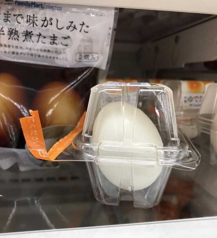 В Японии можно купить одно яйцо