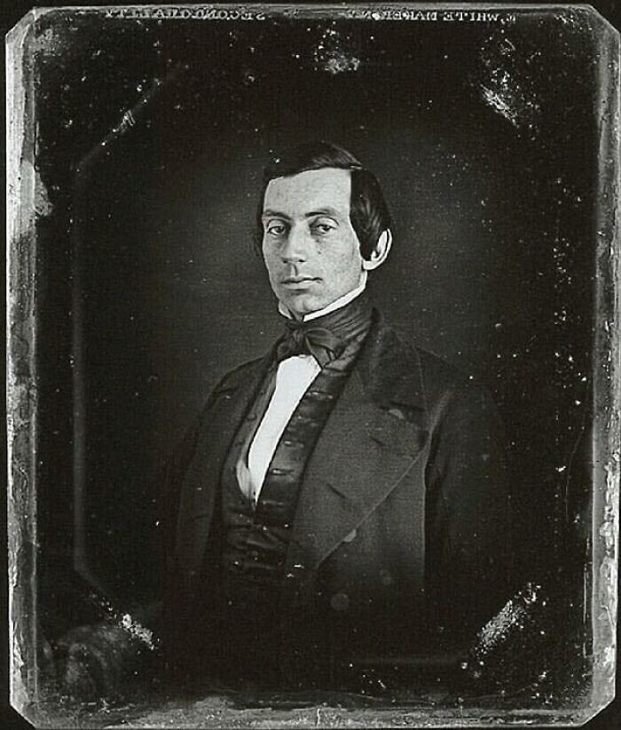 45. Самая ранняя известная фотография Авраама Линкольна, 1840 г.