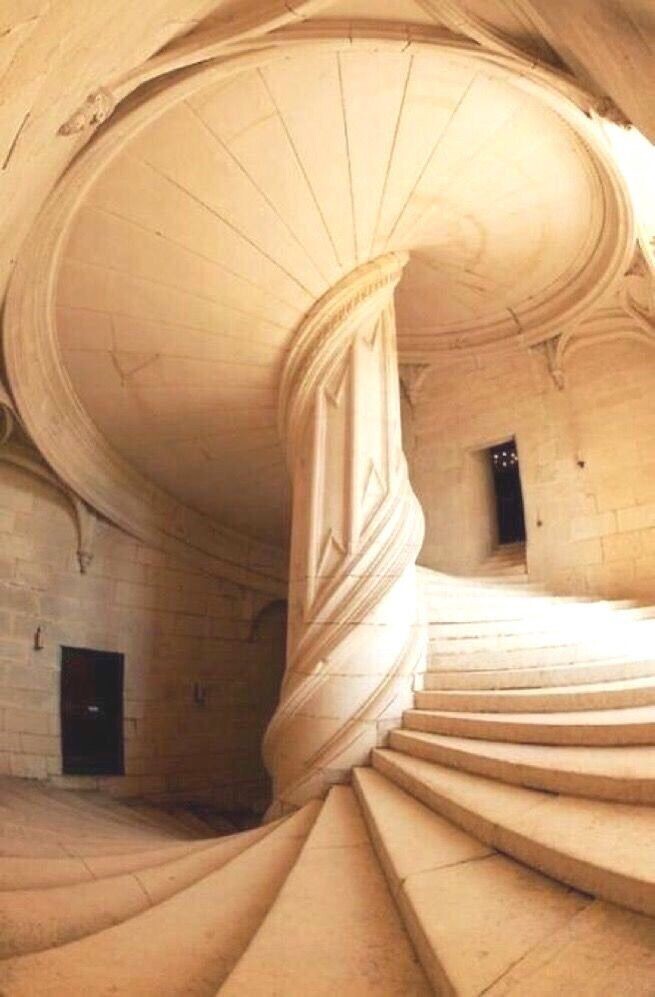12. Лестница, спроектированная Леонардо Да Винчи
