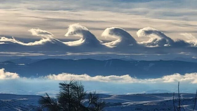 Волновые облака Вайоминг