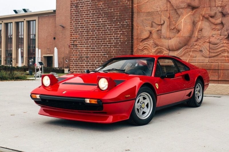 Малолитражка Ferrari 1984 года выпуска: классический суперкар с уменьшенным объемом двигателя