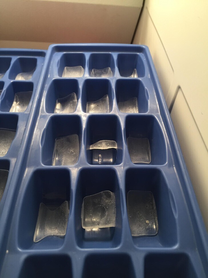 "Ленивые" кубики льда