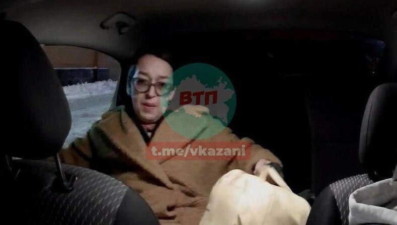 "Я клиент, а вы обслуга": пассажирка казанского такси устроила скандал после разговора с водителем