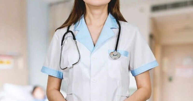 Выпускница средней школы больше года изображала из себя врача в государственной больнице