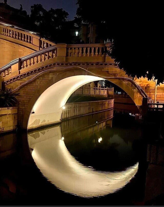 Мост Лунного света