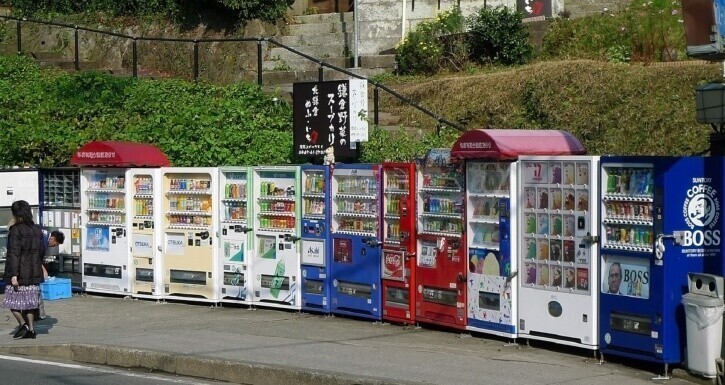 В Японии на каждые 24 человека приходится 1 торговый автомат