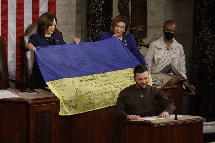 «Украинский лоббист»: большинство республиканцев проигнорировали выступление Зеленского в Конгрессе