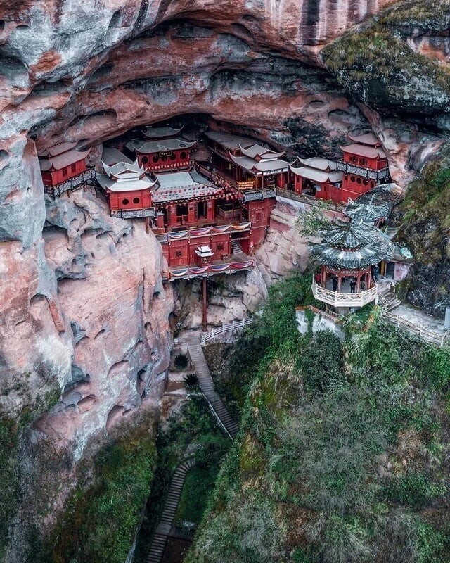 Храм Ганлуян, Китай
