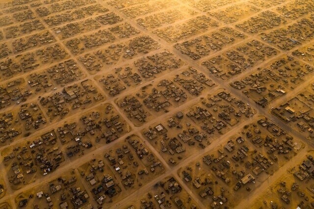Трущобы на окраине Свакопмунда, второго по величине города Намибии. У жителей нет водопровода, канализации или доступа к электричеству