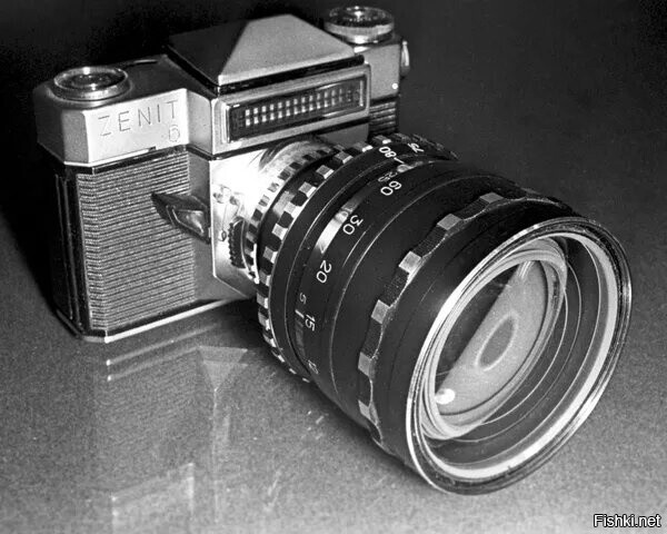 Фотоаппарат "Зенит-6" с объективом-трансфокатором "Рубин-1"
