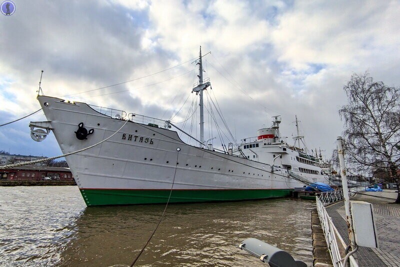 Легендарное научно-исследовательское судно "Витязь"