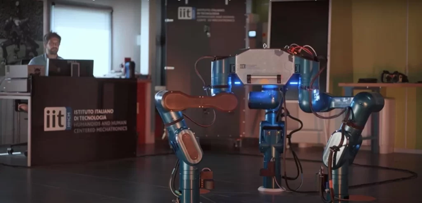 Ученые разработали трехногого робота, который сможет функционировать на космических станциях