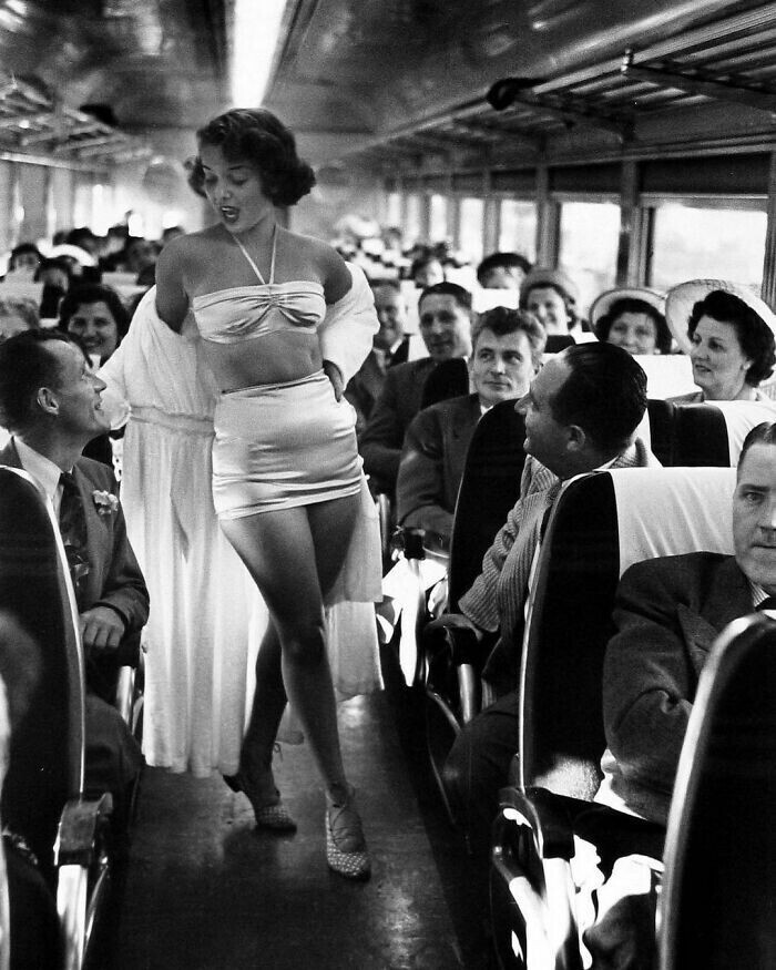 Модный показ в поезде, Нью-Йорк, 1949
