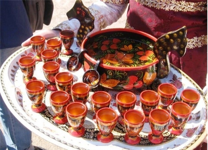 «Исконное меню»: какими блюдами был заставлен стол в Древней Руси