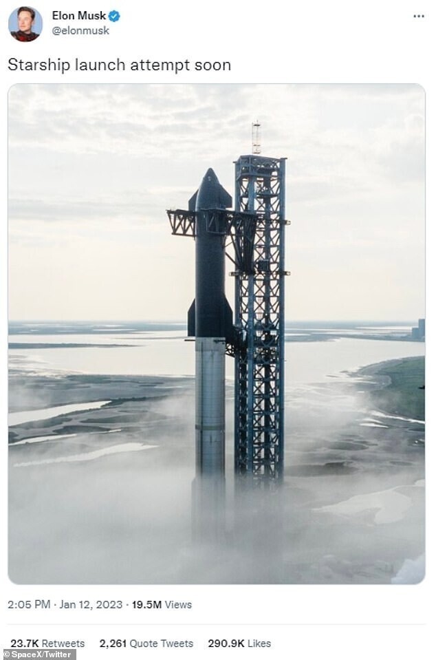 SpaceX показала полностью собранную ракету Starship, готовую к запуску