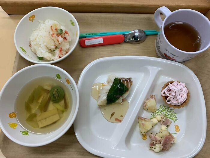 15. Обед в детском саду в Японии