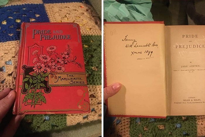 2. "Мой экземпляр «Гордости и предубеждения», найденный в магазине подержанных книг. Очень красивый и в отличном состоянии. Это был подарок кому-то в 1899 году!"