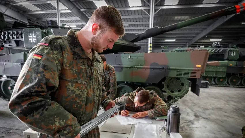 «Бундесвер фактически голый»: глава Союза немецких военных заявил о катастрофе в немецкой армии