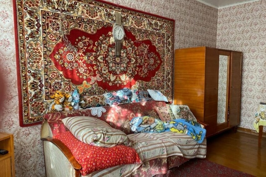 8 устаревших предметов интерьера из квартир СССР, которые сейчас выглядят странно