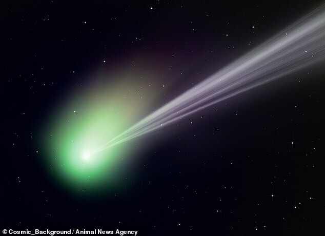 Астрономы-любители делятся снимками редкой зелёной кометы