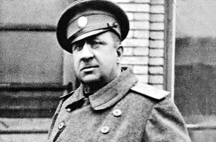 Зачем в советских фильмах идеализировали белых?