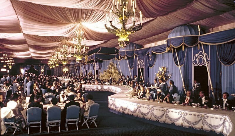Вечеринка, которая стоила престола иранскому правителю