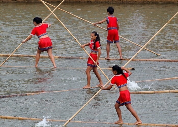 Цирк дю Солей по-китайски: бамбуковый дрифтинг — необычное соревнование из Поднебесной