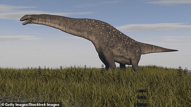 В Великобританию привезли скелет самого крупного динозавра в истории Земли
