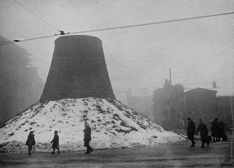 Каким был Ленинград в 1942 году? 20 фотографий блокадного города, который не сдался