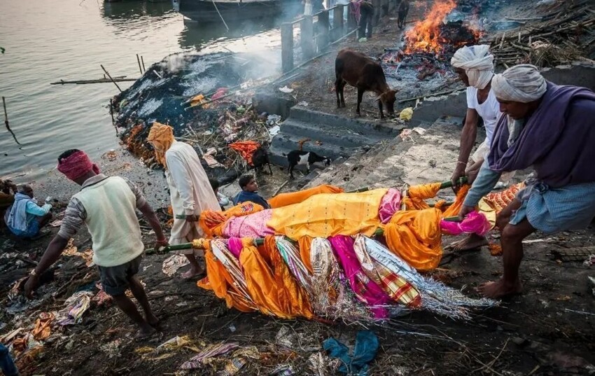 Сати – ужасный ритуал для вдов, который до сих пор существует в Индии
