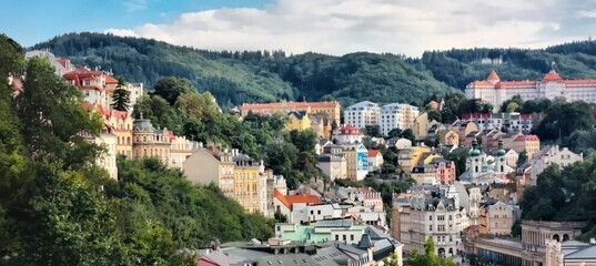 В Чехии заявили об угрозе закрытия курорта Карловы Вары из-за оттока туристов из России