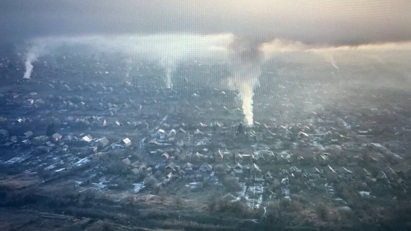 Бахмут: Оставшиеся жители пьют воду из ям. ВСУ мародёрят