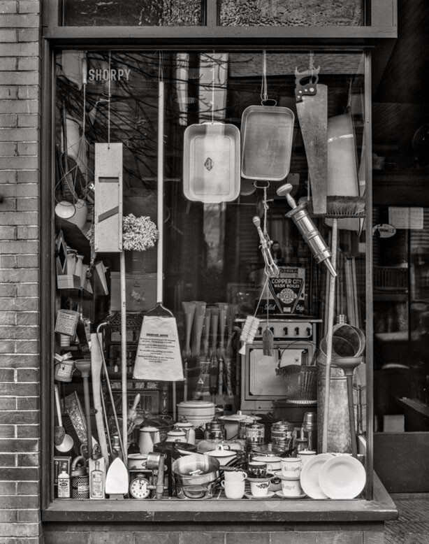 Магазин хозтоваров "Всё для дома" в городе Бетлехем, штат Пенсильвания. США. 1935 год